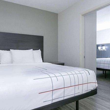 La Quinta Inn By Wyndham Dallas Uptown Ngoại thất bức ảnh