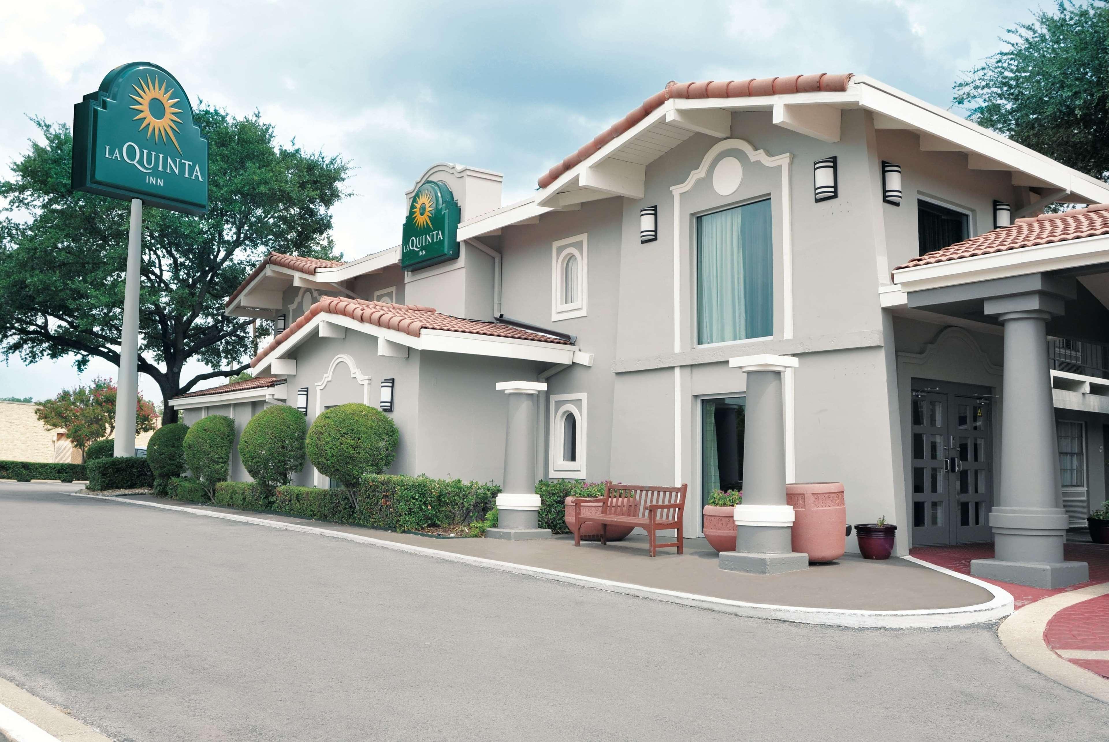 La Quinta Inn By Wyndham Dallas Uptown Ngoại thất bức ảnh