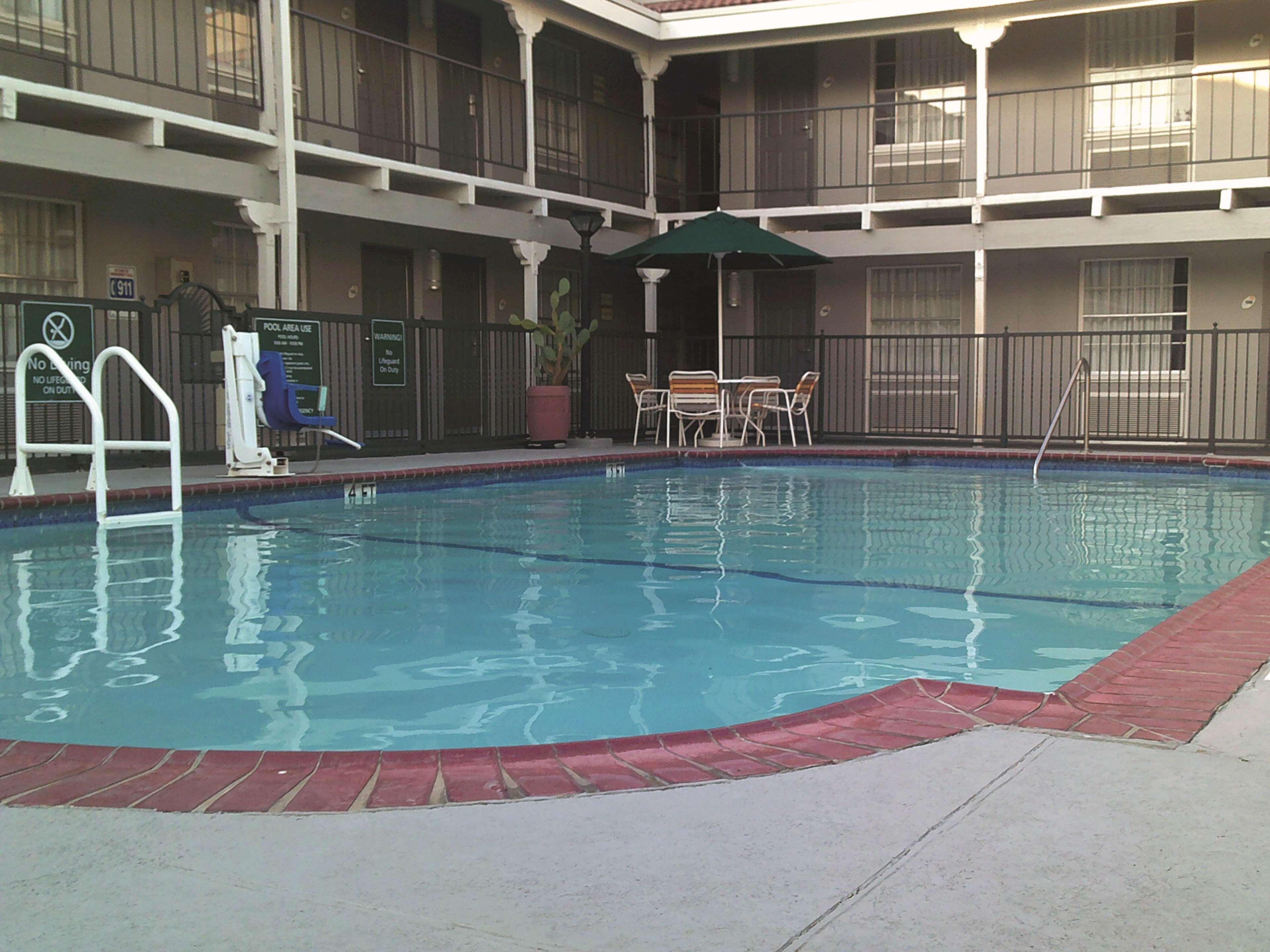 La Quinta Inn By Wyndham Dallas Uptown Ngoại thất bức ảnh