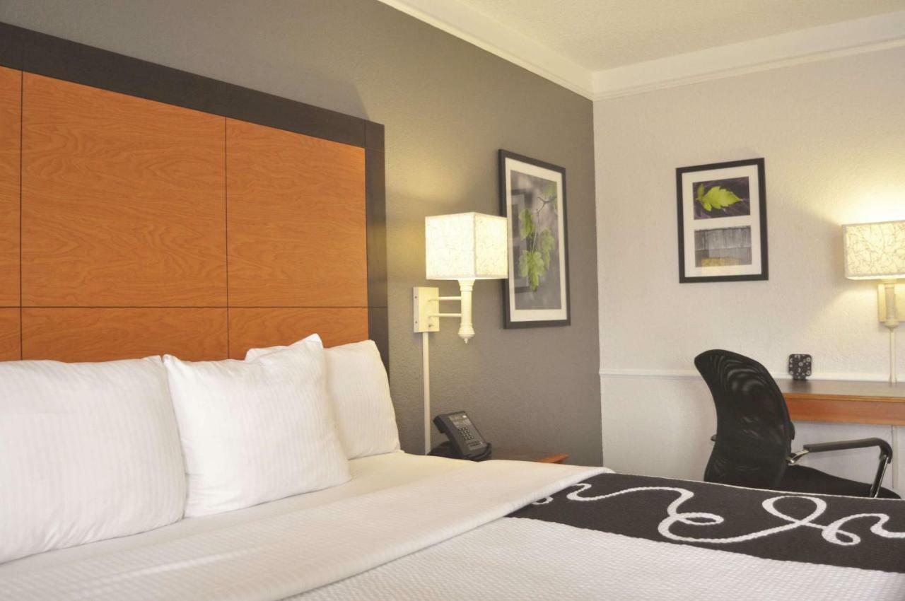 La Quinta Inn By Wyndham Dallas Uptown Ngoại thất bức ảnh